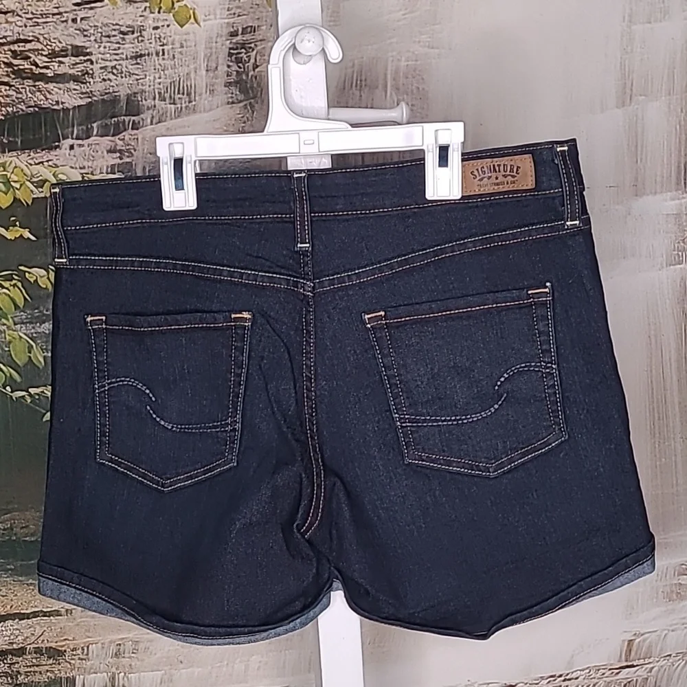 Signature by Levi Strauss new without